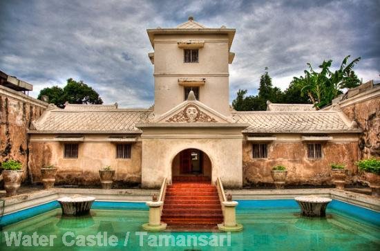 Sultan Palace and Tamansari Watercastle